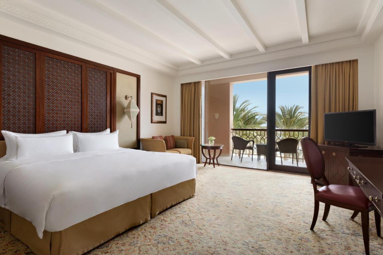 Shangri-la Al Husn, - Adults Only Muscat