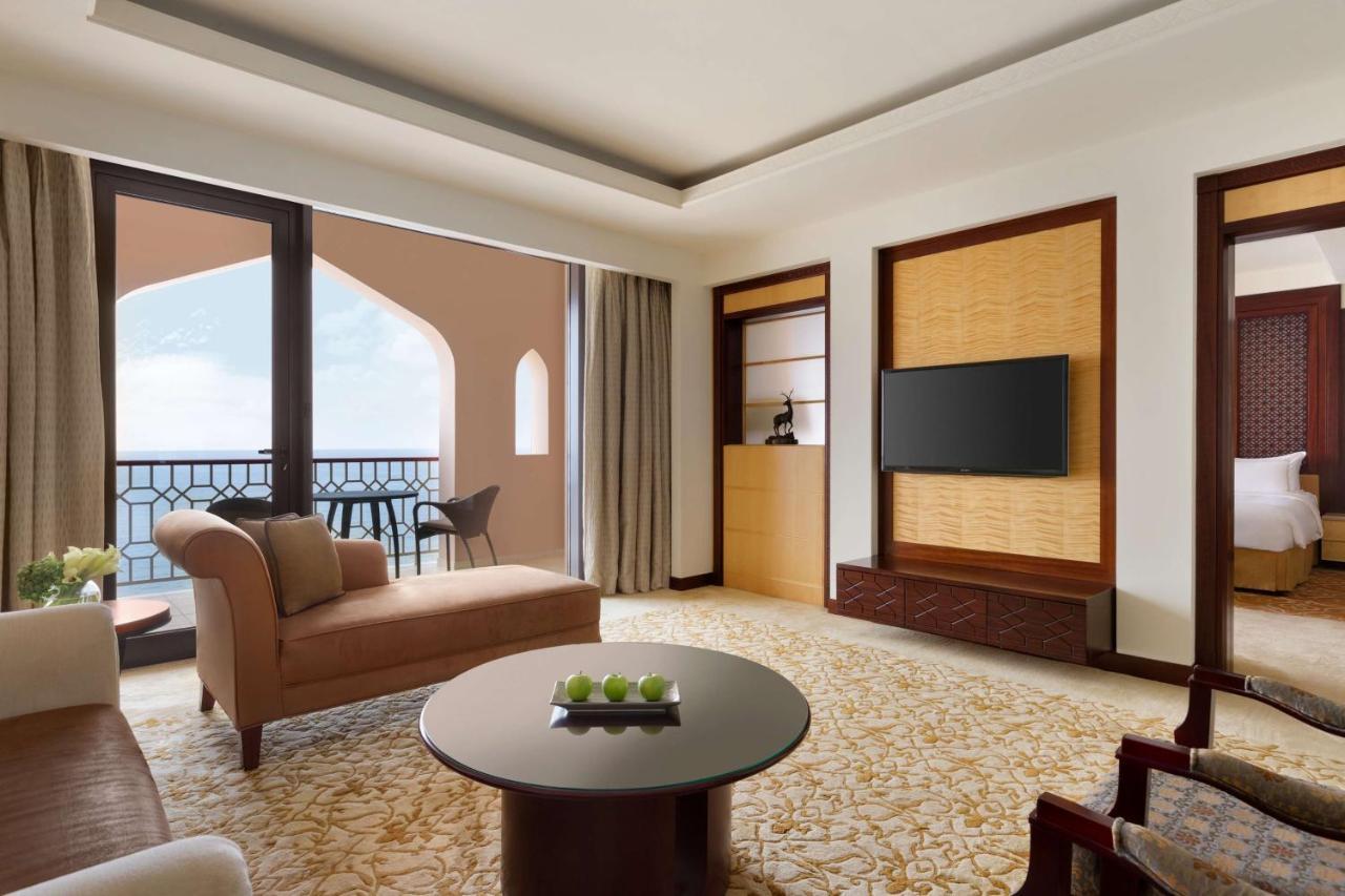 Shangri-la Al Husn, - Adults Only 5*